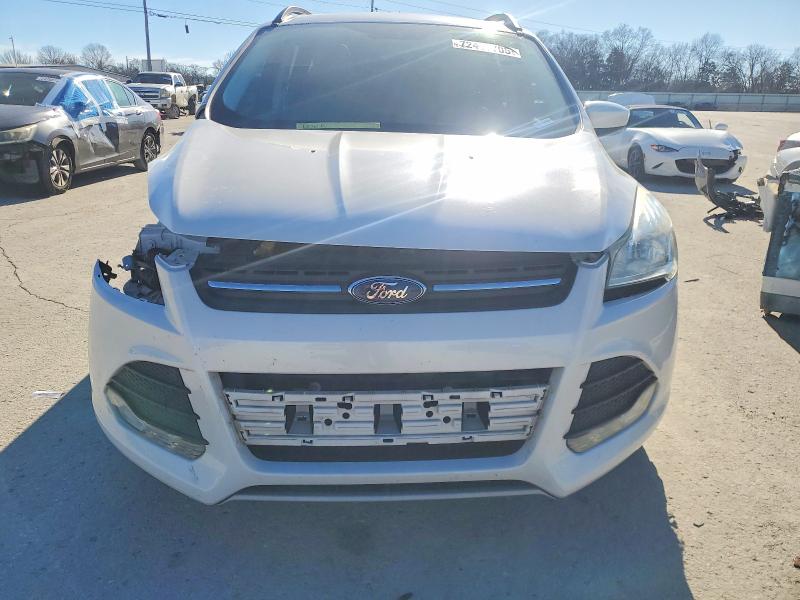 Photo 5 from auction – 2016 FORD ESCAPE with VIN 1FMCU0G90GUB73330