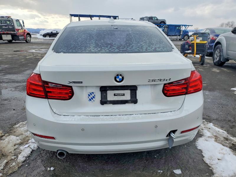 Photo 6 from auction – 2015 BMW 328 D XDRI with VIN WBA3D5C5XFK290196