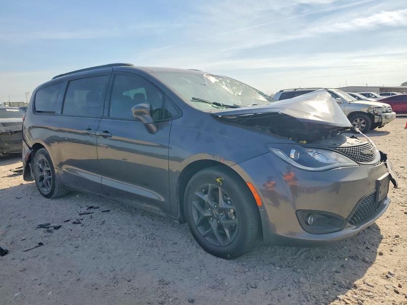 Photo 4 from auction – 2020 CHRYSLER PACIFICA with VIN 2C4RC1EG3LR234475