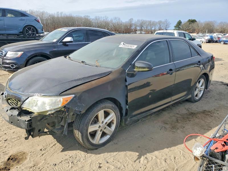 TOYOTA CAMRY BASE 2012 con VIN 4T1BF1FK0CU197945 - Foto de la subasta