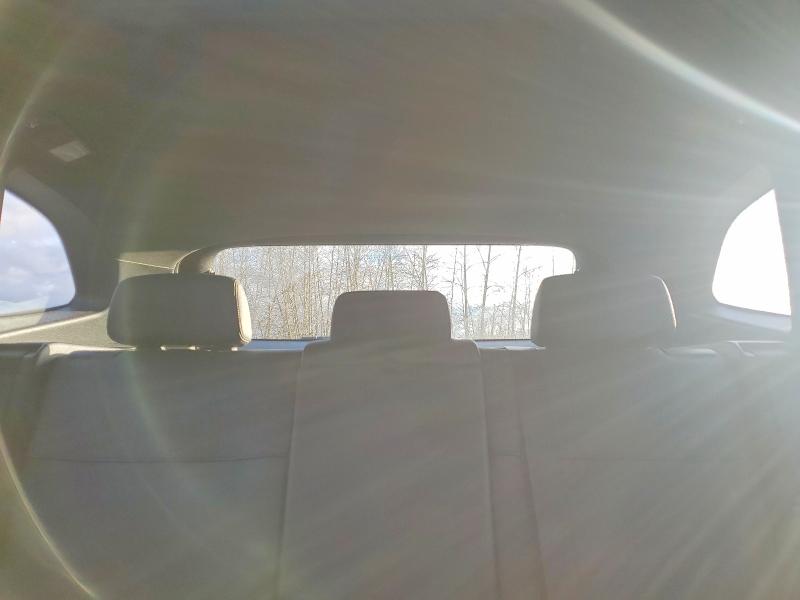 Photo 10 from auction – 2015 BMW X1 XDRIVE2 with VIN WBAVL1C53FVY38560