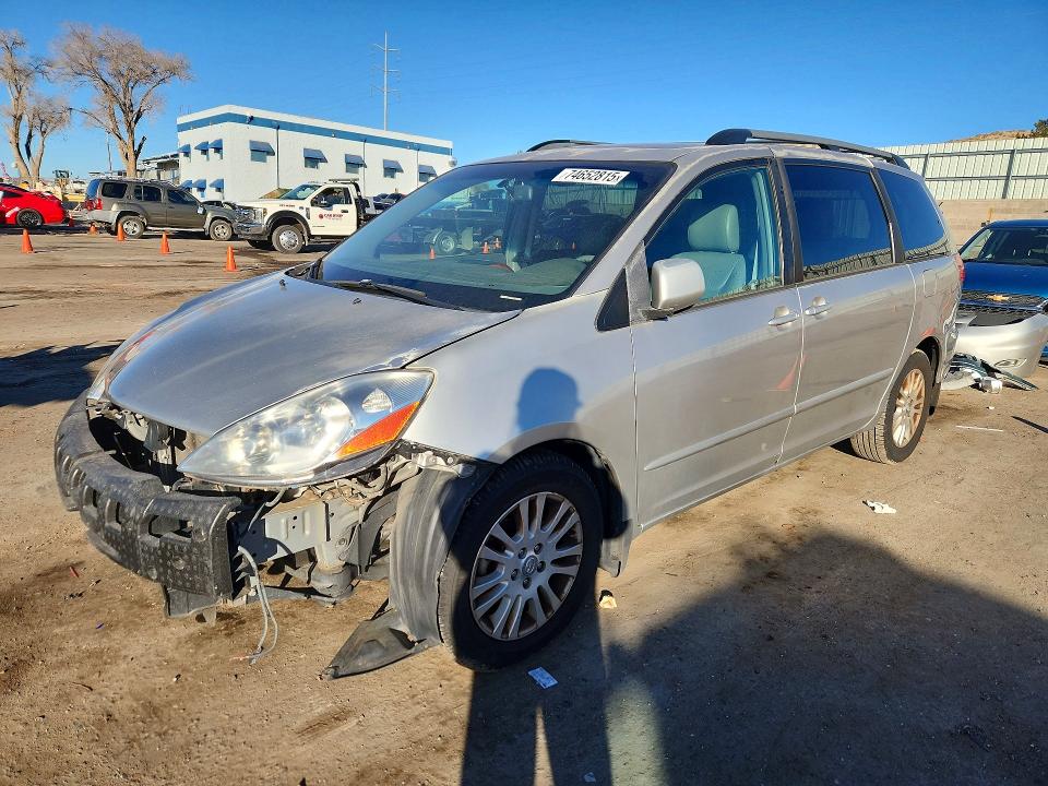 TOYOTA SIENNA 2009 with VIN 5TDZK22C99S280127 - Photo from auction