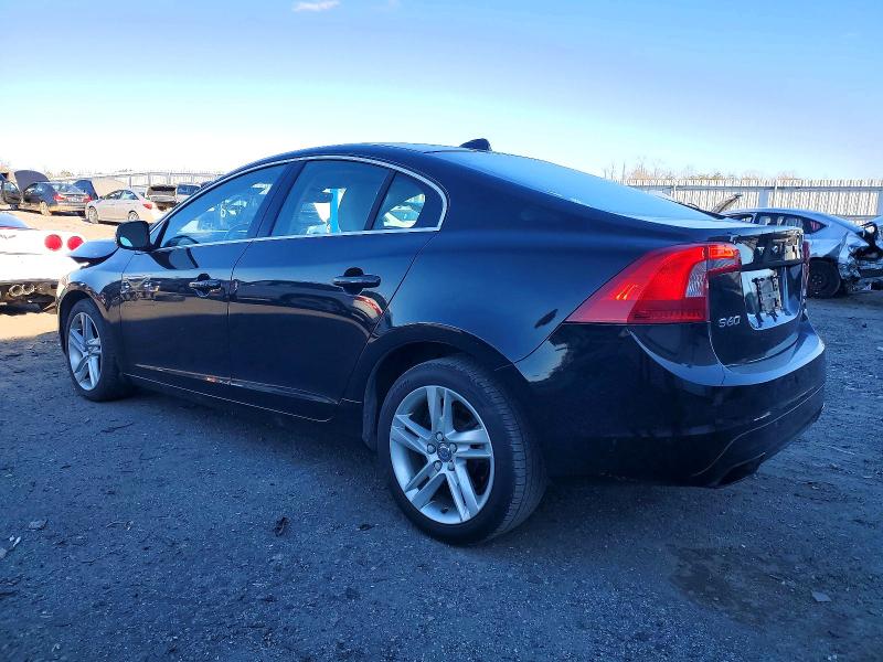 Photo 2 from auction – 2015 VOLVO S60 PLATIN with VIN YV1612TM5F2361457