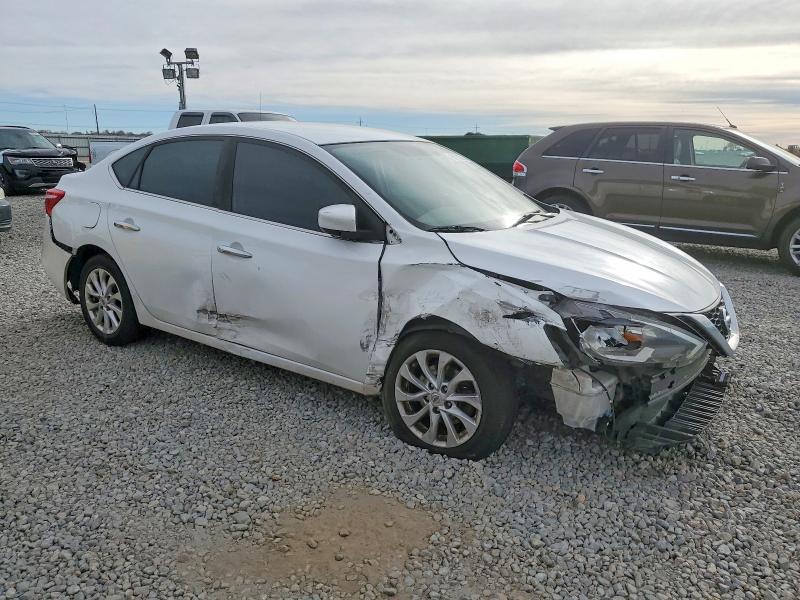Photo 4 from auction – 2018 NISSAN SENTRA with VIN 3N1AB7AP0JY310078