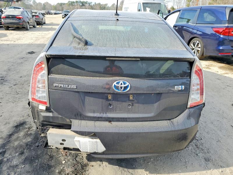 Photo 6 from auction – 2013 TOYOTA PRIUS with VIN JTDKN3DU4D1731667