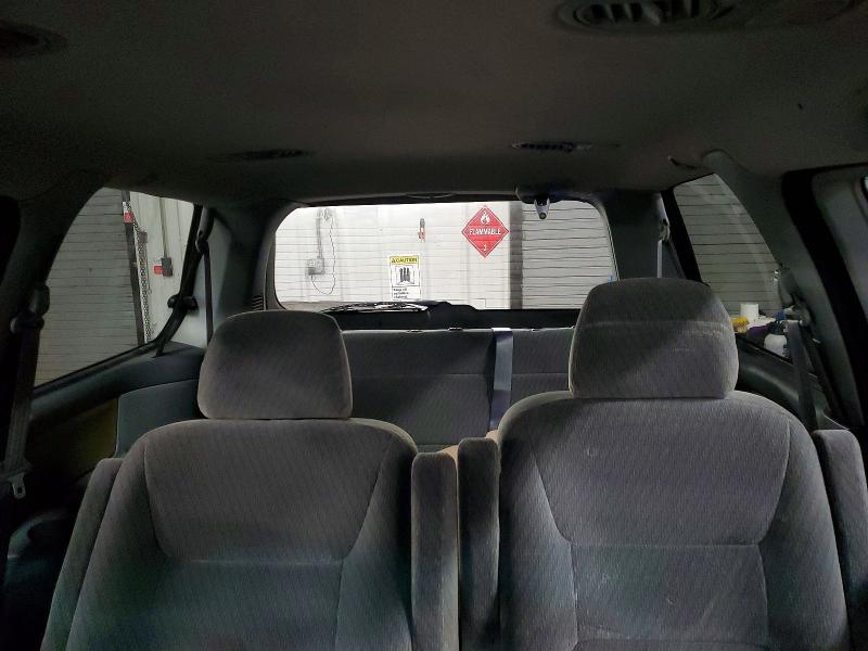 Photo 10 from auction – 2004 HONDA ODYSSEY with VIN 5FNRL18564B021012