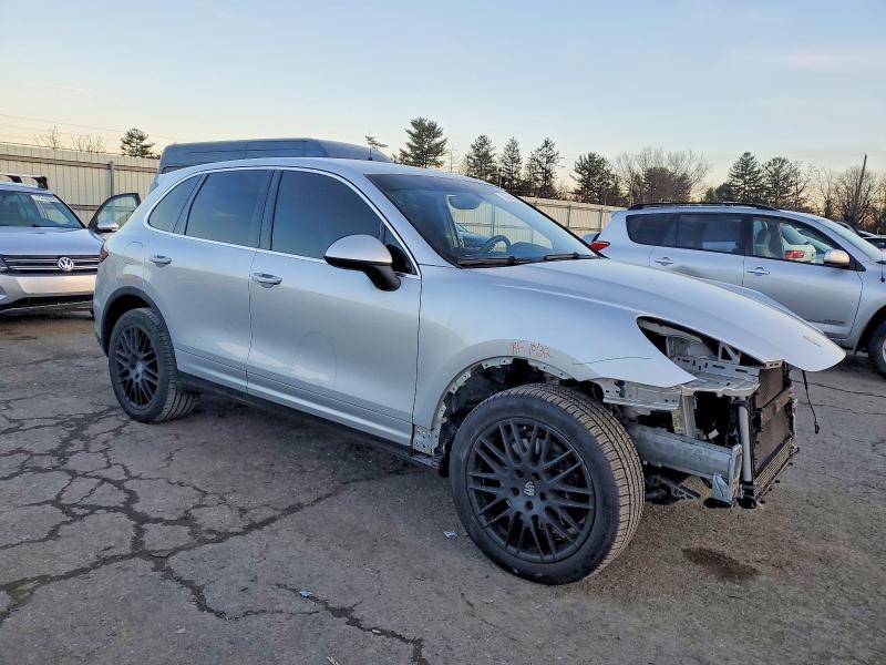 Photo 4 from auction – 2013 PORSCHE CAYENNE with VIN WP1AA2A27DLA09195