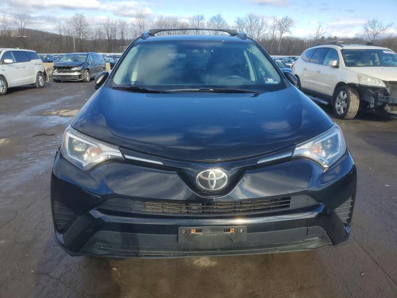 Photo 5 from auction – 2017 TOYOTA RAV4 with VIN 2T3BFREV4HW602729