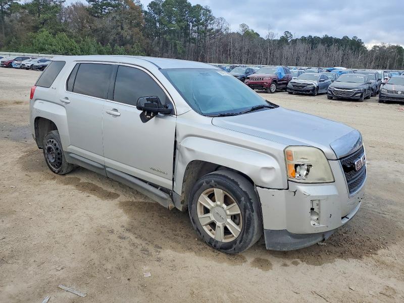 Photo 4 from auction – 2011 GMC TERRAIN SL with VIN 2CTALMEC5B6462655