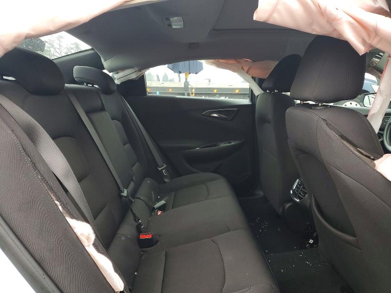 Photo 10 from auction – 2023 CHEVROLET MALIBU with VIN 1G1ZD5ST2PF163233
