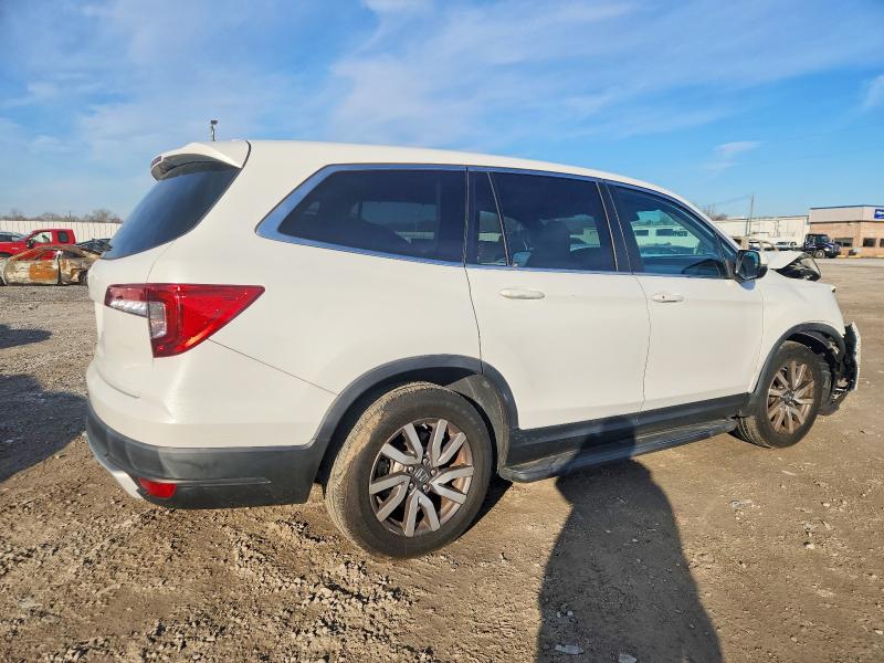 Фото 3 с аукциона – 2021 HONDA PILOT EXL с VIN 5FNYF5H55MB033212