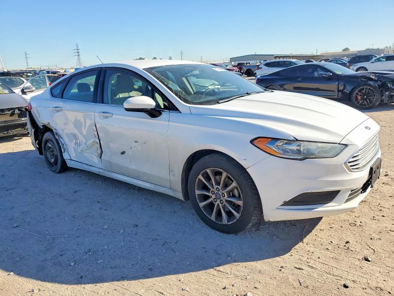 Photo 4 from auction – 2017 FORD FUSION SE with VIN 3FA6P0H70HR337387