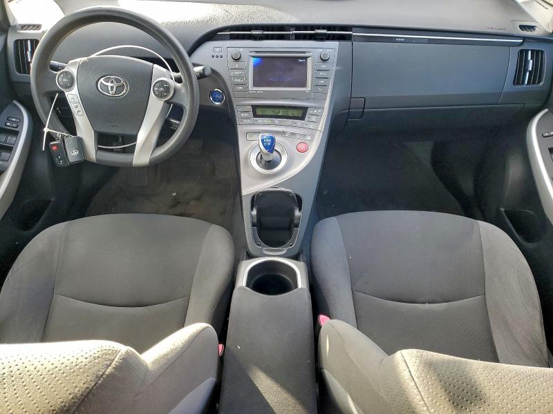 Photo 8 from auction – 2013 TOYOTA PRIUS with VIN JTDKN3DU5D5674517
