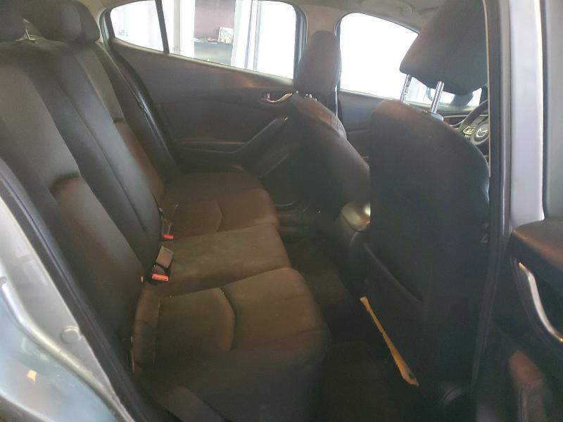 Photo 10 from auction – 2018 MAZDA 3 SPORT with VIN 3MZBN1U77JM198062