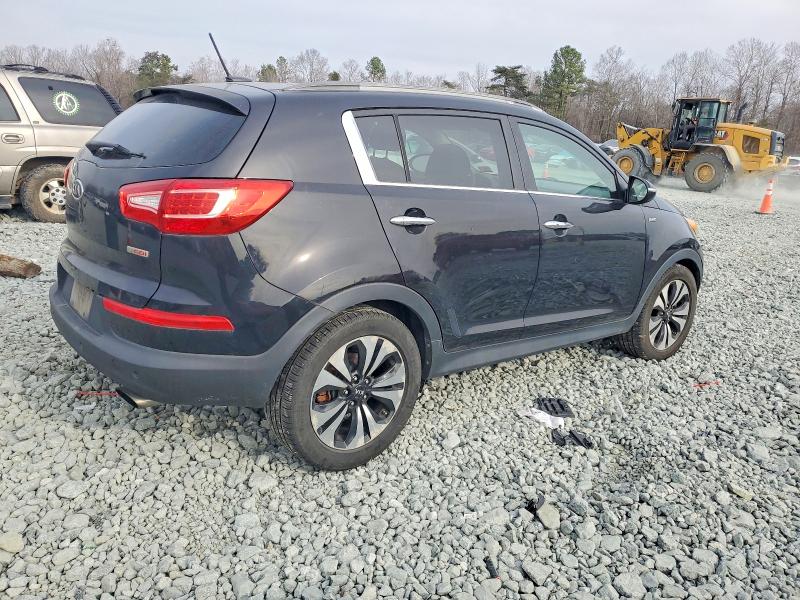 Photo 3 from auction – 2011 KIA SPORTAGE E with VIN KNDPCCA63B7114255
