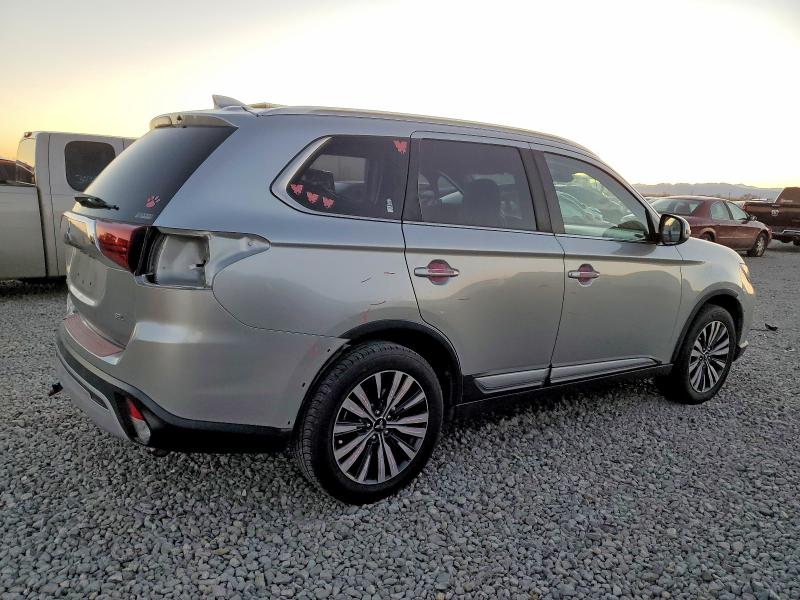 Photo 3 from auction – 2020 MITSUBISHI OUTLANDER with VIN JA4AZ3A32LZ035573