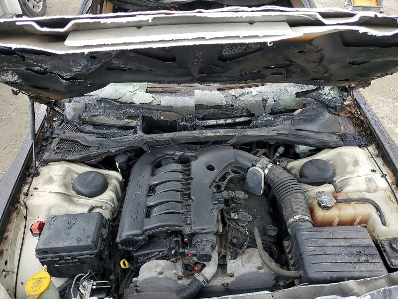 Photo 11 from auction – 2010 CHRYSLER 300 TOURIN with VIN 2C3CA1CVXAH320449