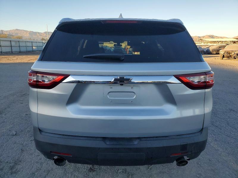 Photo 6 from auction – 2019 CHEVROLET TRAVERSE L with VIN 1GNERFKW5KJ173209