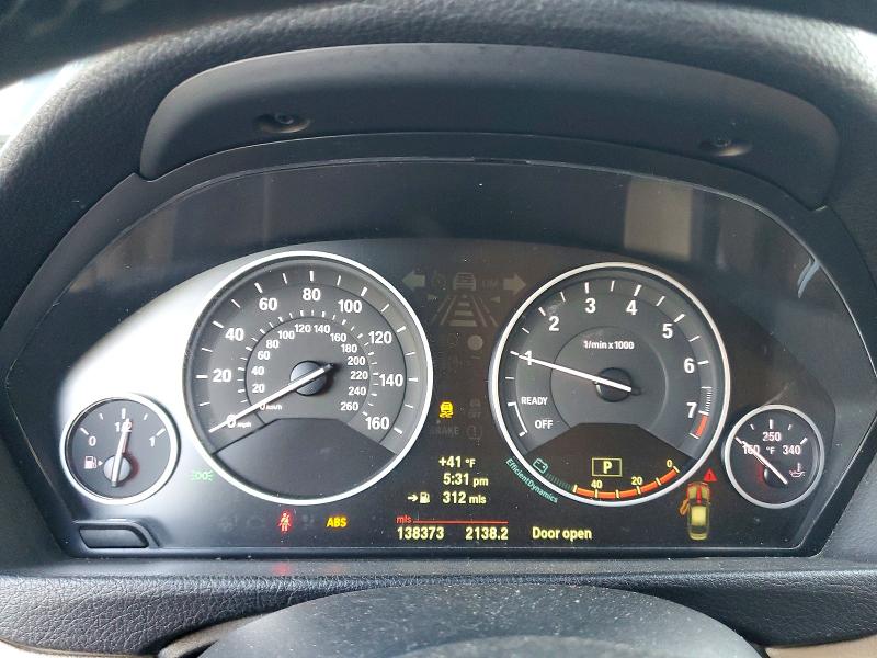 Photo 9 from auction – 2012 BMW 328 I with VIN WBA3A5C50CF256264