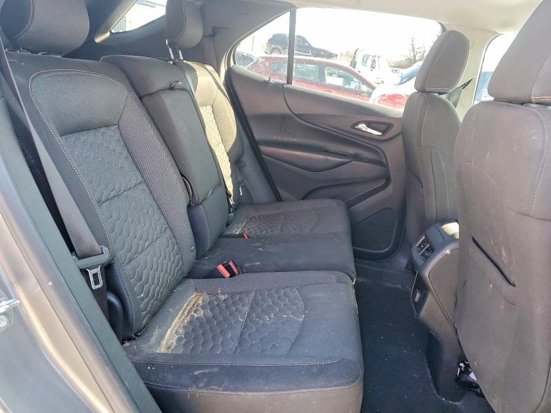 Photo 11 from auction – 2018 CHEVROLET EQUINOX with VIN 3GNAXJEV3JS644345