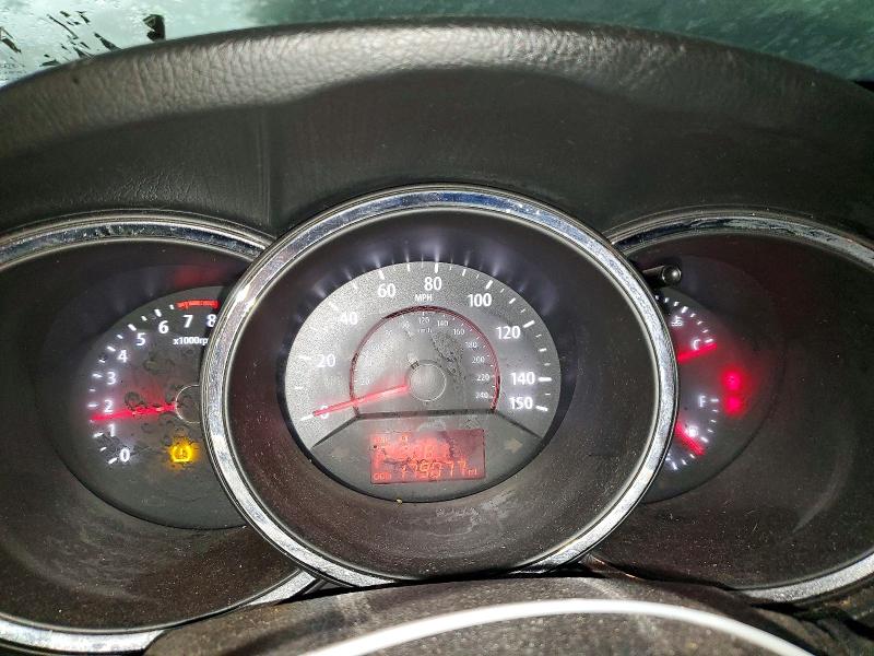 Photo 9 from auction – 2011 KIA SORENTO EX with VIN 5XYKUDA26BG004877