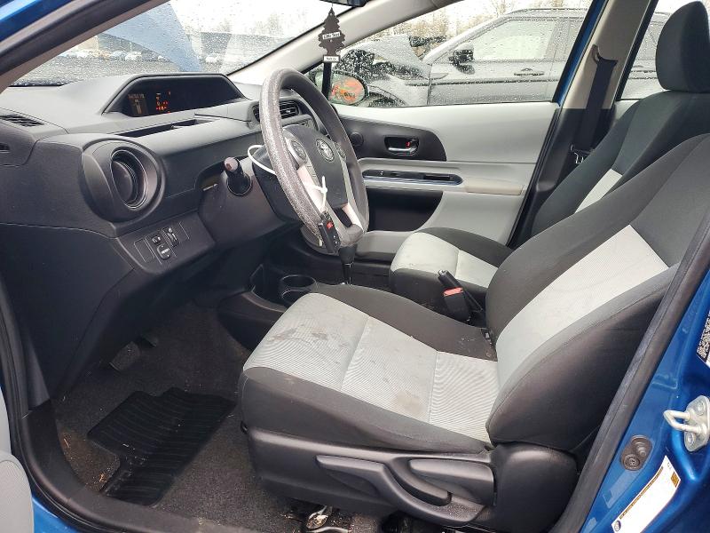 Photo 7 from auction – 2013 TOYOTA PRIUS C with VIN JTDKDTB36D1048267