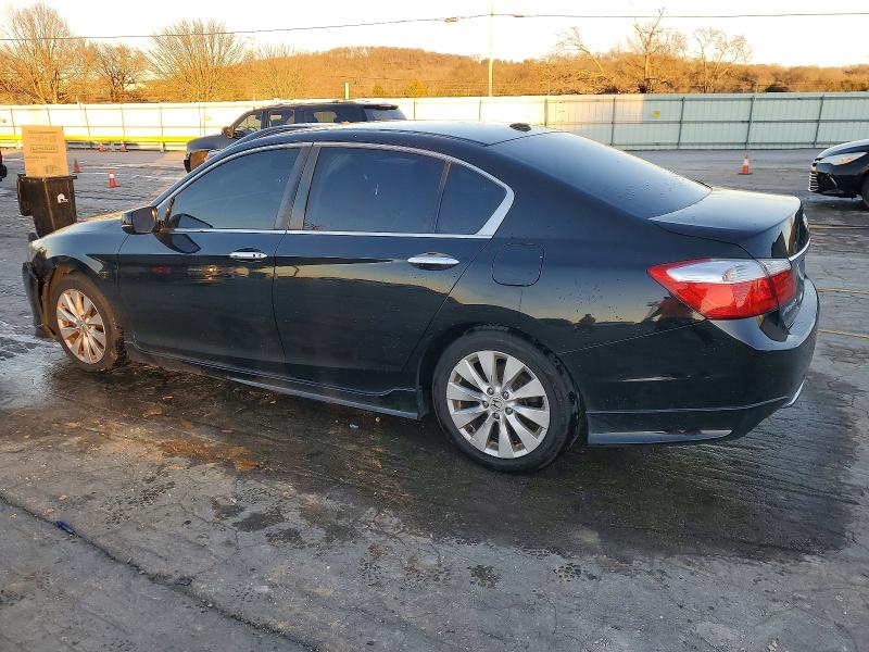 Photo 2 from auction – 2015 HONDA ACCORD EXL with VIN 1HGCR2F80FA150724