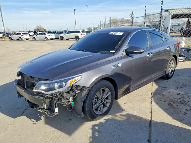 KIA OPTIMA 2016 with VIN 5XXGT4L1XGG093510 - Photo from auction