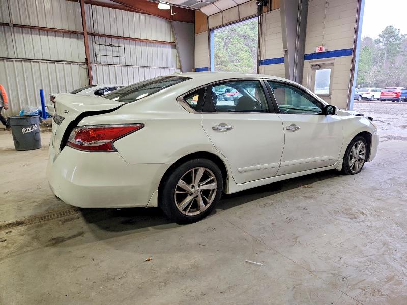 Photo 3 from auction – 2015 NISSAN ALTIMA 2.5 with VIN 1N4AL3AP0FC243779