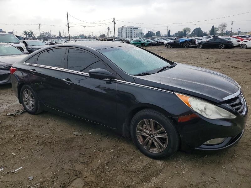 Photo 4 from auction – 2013 HYUNDAI SONATA GLS with VIN 5NPEB4AC7DH635774