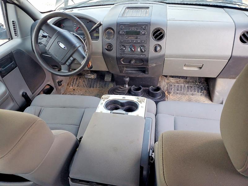 Photo 8 from auction – 2005 FORD F150 with VIN 1FTRX14W45NB18327