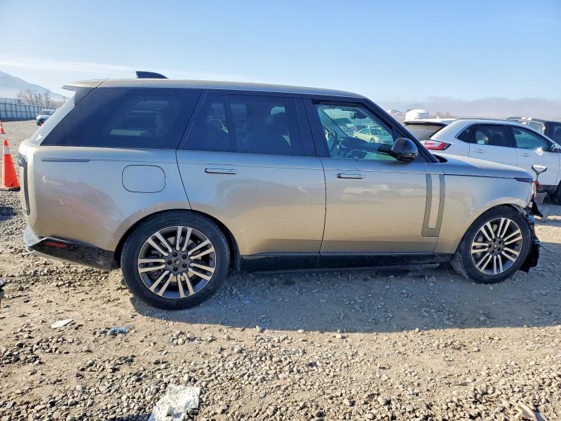 Photo 3 from auction – 2024 LAND ROVER RANGE ROVE with VIN SALKP9E99RA215165