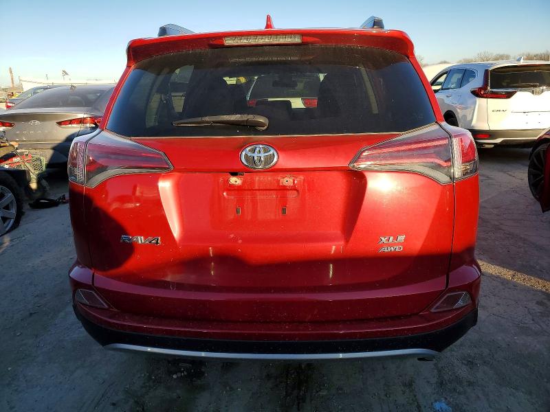 Photo 6 from auction – 2017 TOYOTA RAV4 XLE with VIN JTMRFREV6HJ133446