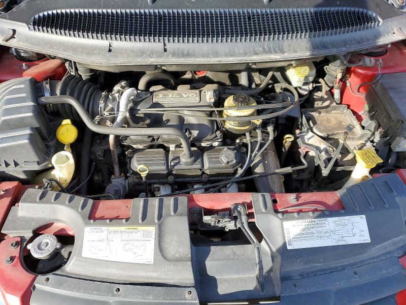 Photo 12 from auction – 2005 CHRYSLER TOWN & COU with VIN 1C4GP45R15B321940