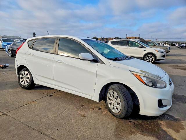 Photo 4 from auction – 2016 HYUNDAI ACCENT with VIN KMHCT5AE7GU281045