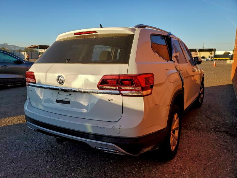 Photo 3 from auction – 2019 VOLKSWAGEN ATLAS SE with VIN 1V2DR2CA2KC586840