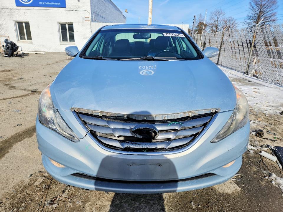 Photo 5 from auction – 2011 HYUNDAI SONATA SE with VIN 5NPEC4AC8BH072356
