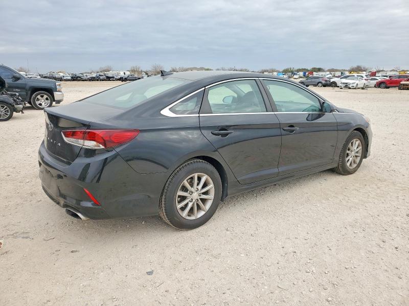 Photo 3 from auction – 2019 HYUNDAI SONATA SE with VIN 5NPE24AFXKH797681