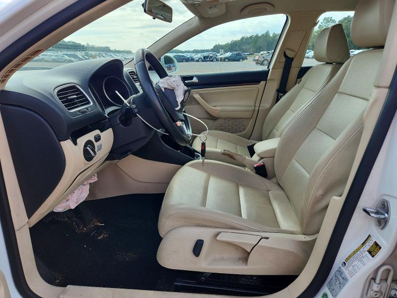 Photo 7 from auction – 2014 VOLKSWAGEN JETTA TDI with VIN 3VWML7AJ6EM618630