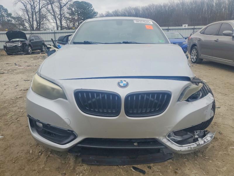 Photo 5 from auction – 2014 BMW 228 I with VIN WBA1F5C55EV246024
