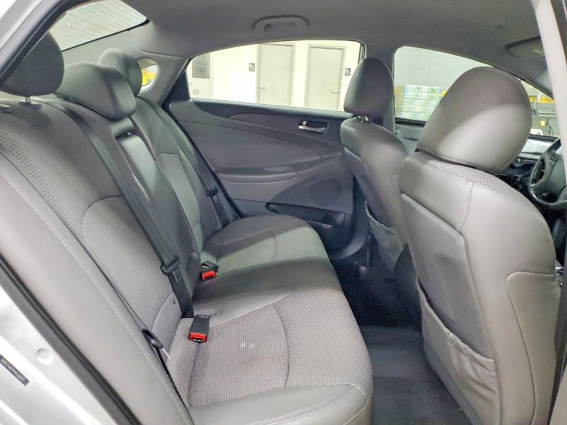 Photo 10 from auction – 2013 HYUNDAI SONATA with VIN 5NPEC4AC6DH533511