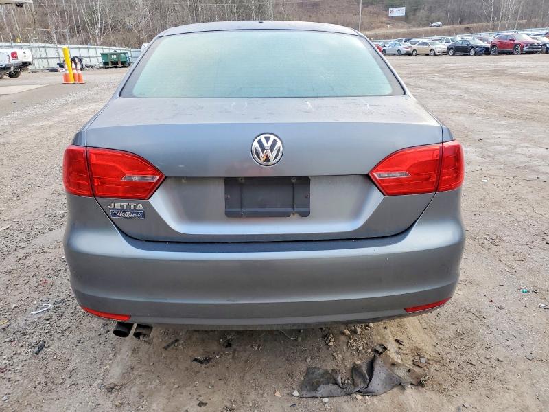 Photo 6 from auction – 2013 VOLKSWAGEN JETTA BASE with VIN 3VW1K7AJ5DM211791
