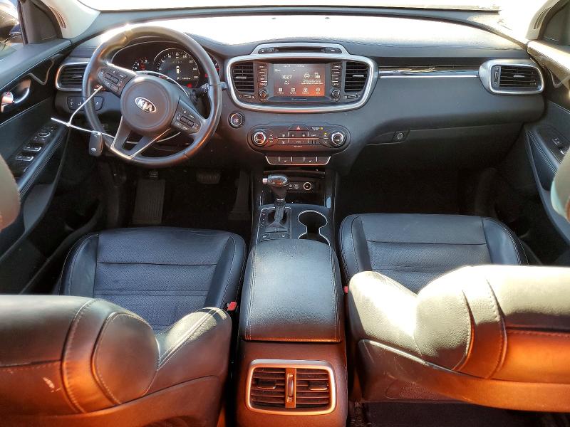 Photo 8 from auction – 2017 KIA SORENTO EX with VIN 5XYPH4A55HG236027