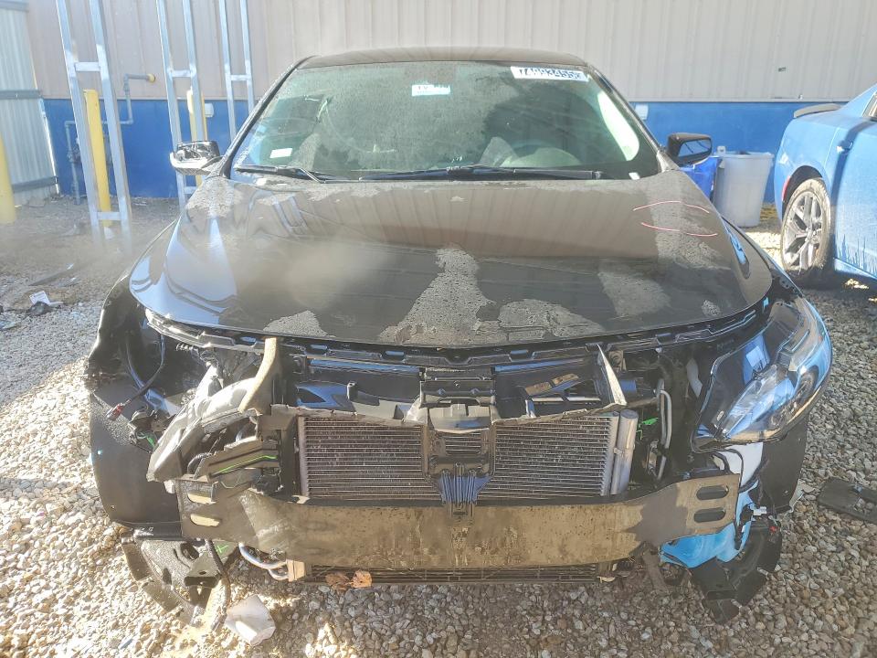 Photo 5 from auction – 2023 CHEVROLET MALIBU LT with VIN 1G1ZD5ST2PF137683