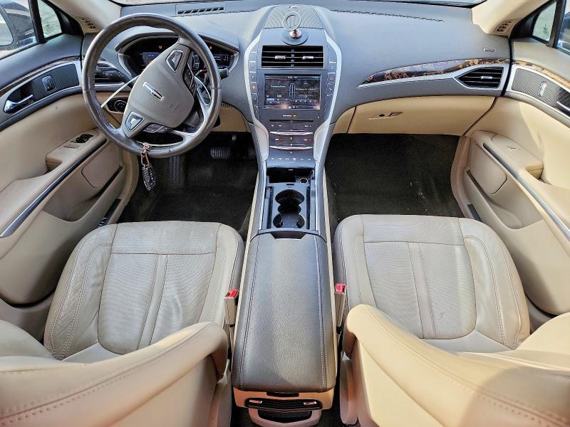 Photo 8 from auction – 2016 LINCOLN MKZ HYBRID with VIN 3LN6L2LU6GR623186