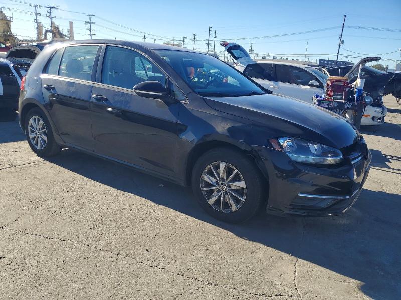 Photo 4 from auction – 2018 VOLKSWAGEN GOLF S with VIN 3VWG17AU3JM266341
