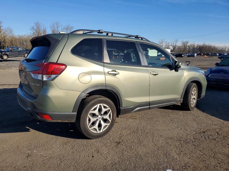 Photo 3 from auction – 2020 SUBARU FORESTER P with VIN JF2SKAJC4LH610881