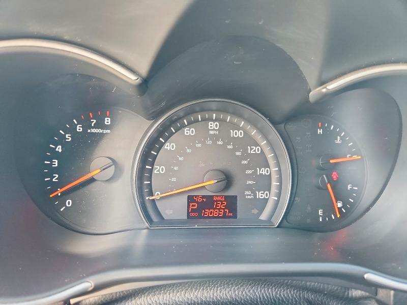 Photo 9 from auction – 2015 KIA SORENTO LX with VIN 5XYKT4A60FG587698