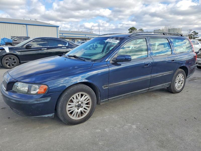 VOLVO V70 2004 with VIN YV1SW61TX42351781 - Photo from auction
