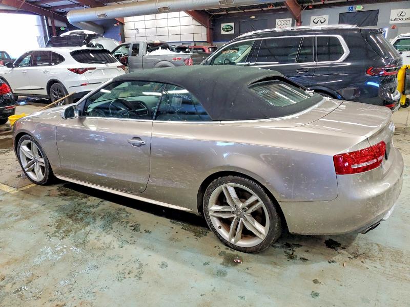 Photo 2 from auction – 2010 AUDI S5 PRESTIG with VIN WAUVGAFH0AN013191